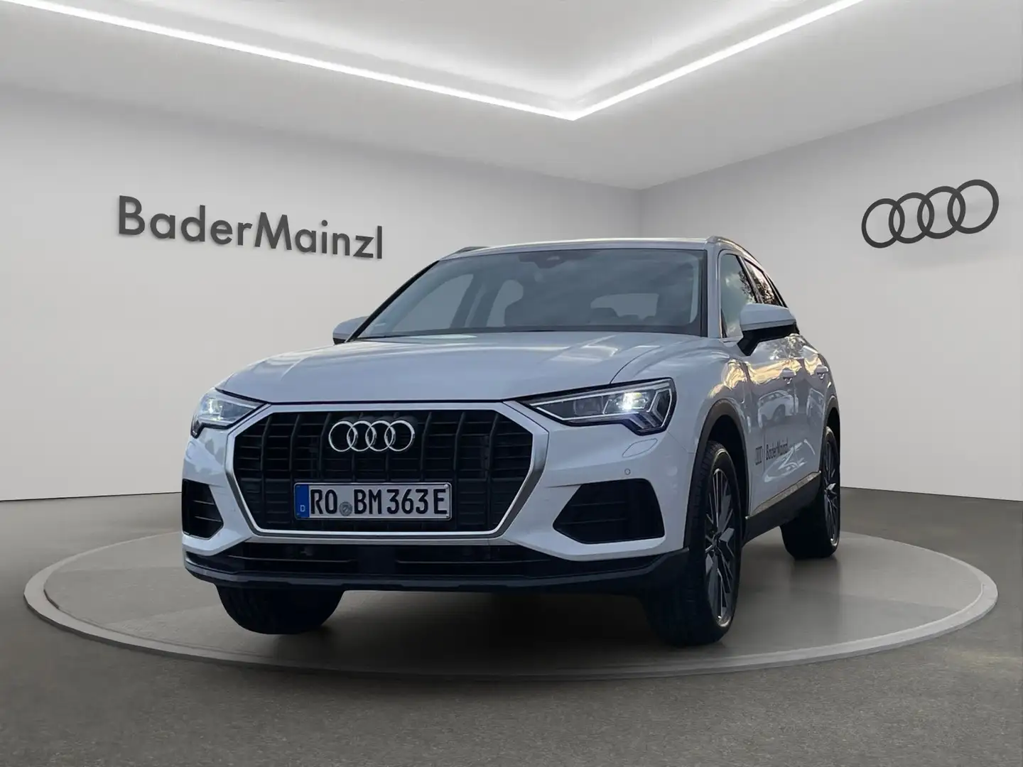 Audi Q3 1.4TFSI e LED AmbL RFK Com.Pak Blanco - 1