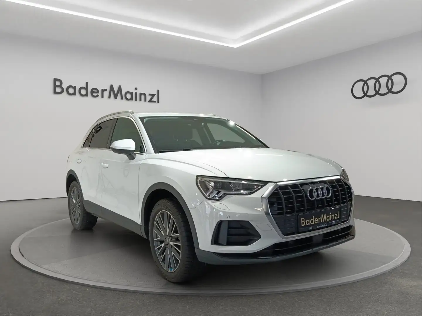 Audi Q3 1.4TFSI e LED AmbL RFK Com.Pak Weiß - 1