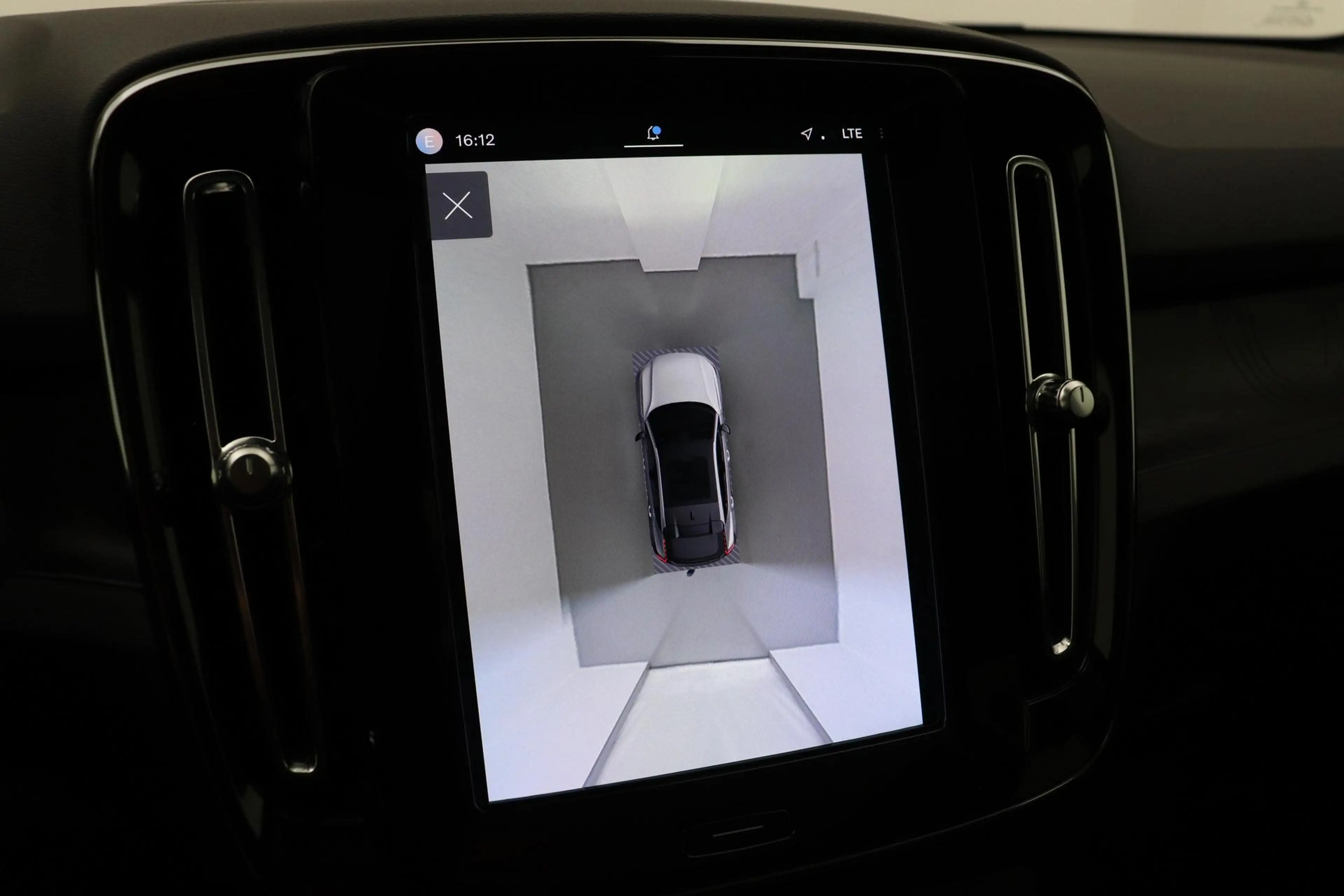 Volvo C40 Recharge Ultimate 69 kWh | Harman/Kardon | BLIS | — photo 14