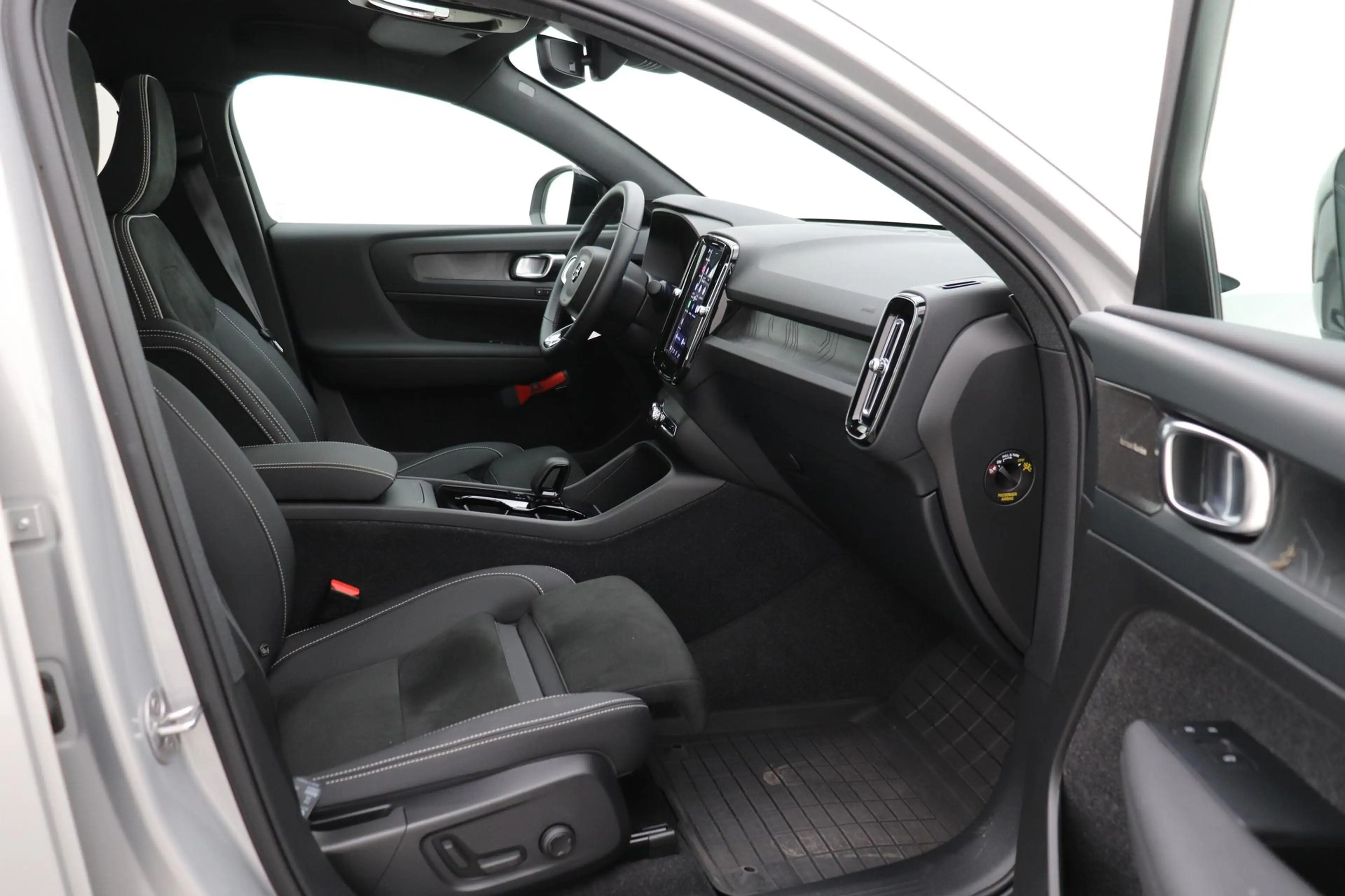 Volvo C40 Recharge Ultimate 69 kWh | Harman/Kardon | BLIS | — photo 5