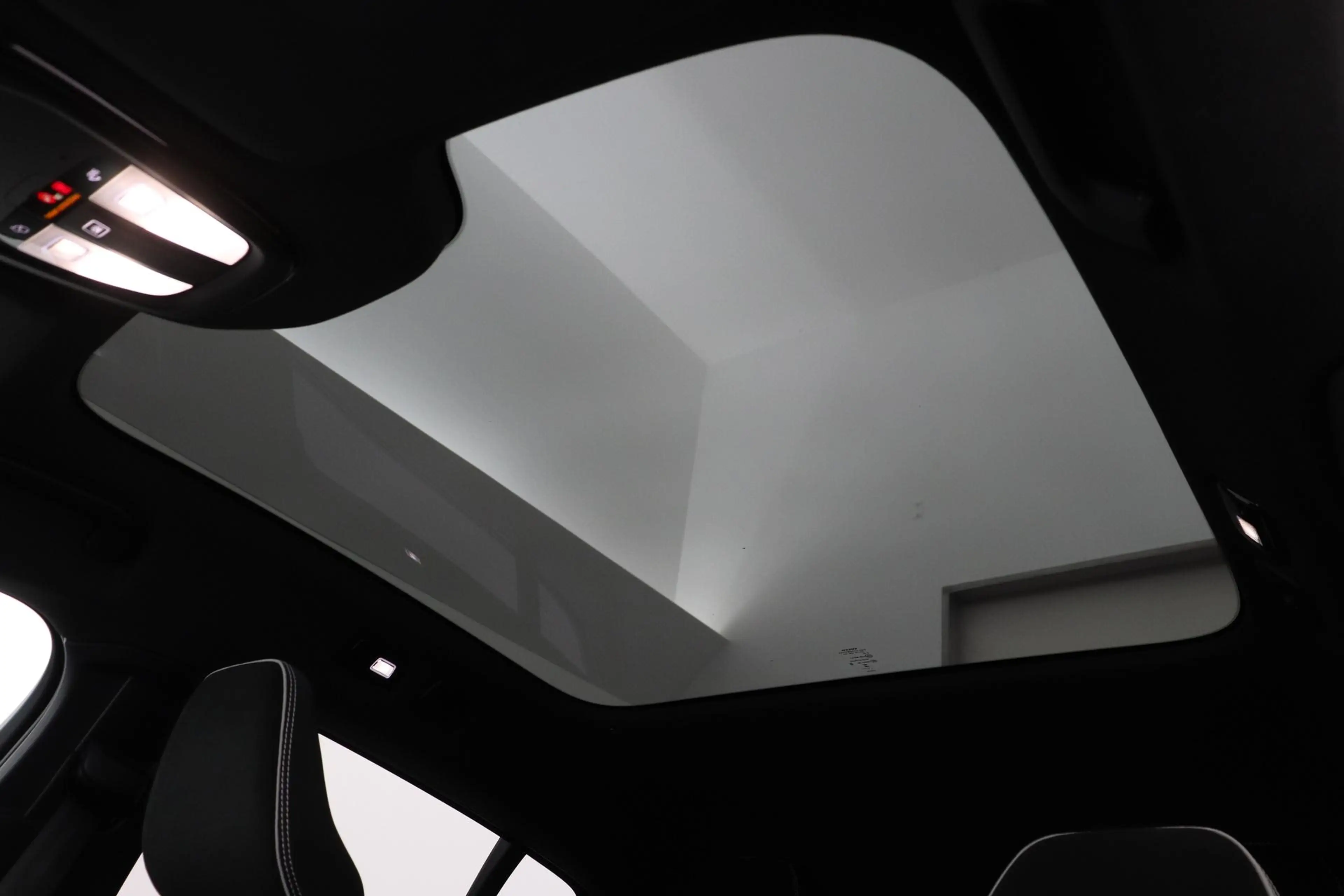 Volvo C40 Recharge Ultimate 69 kWh | Harman/Kardon | BLIS | — photo 11
