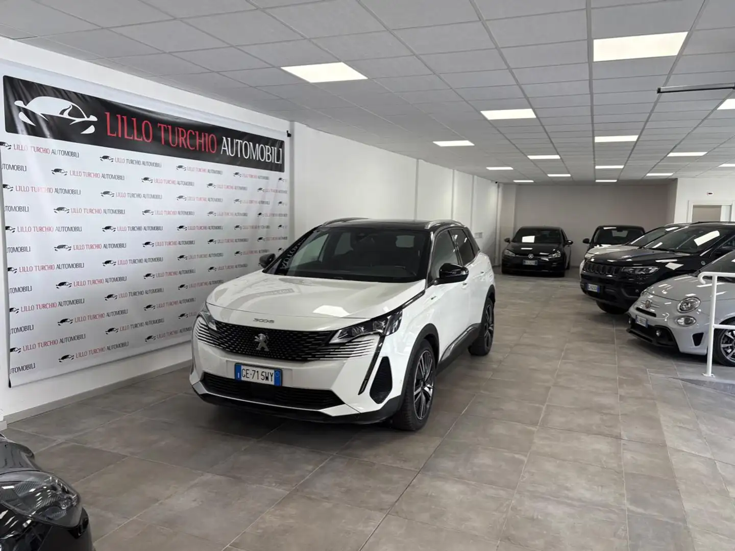 Peugeot 3008 Hybrid4 300 e-EAT8 GT Pack TETTO APRIBILE! Weiß - 1