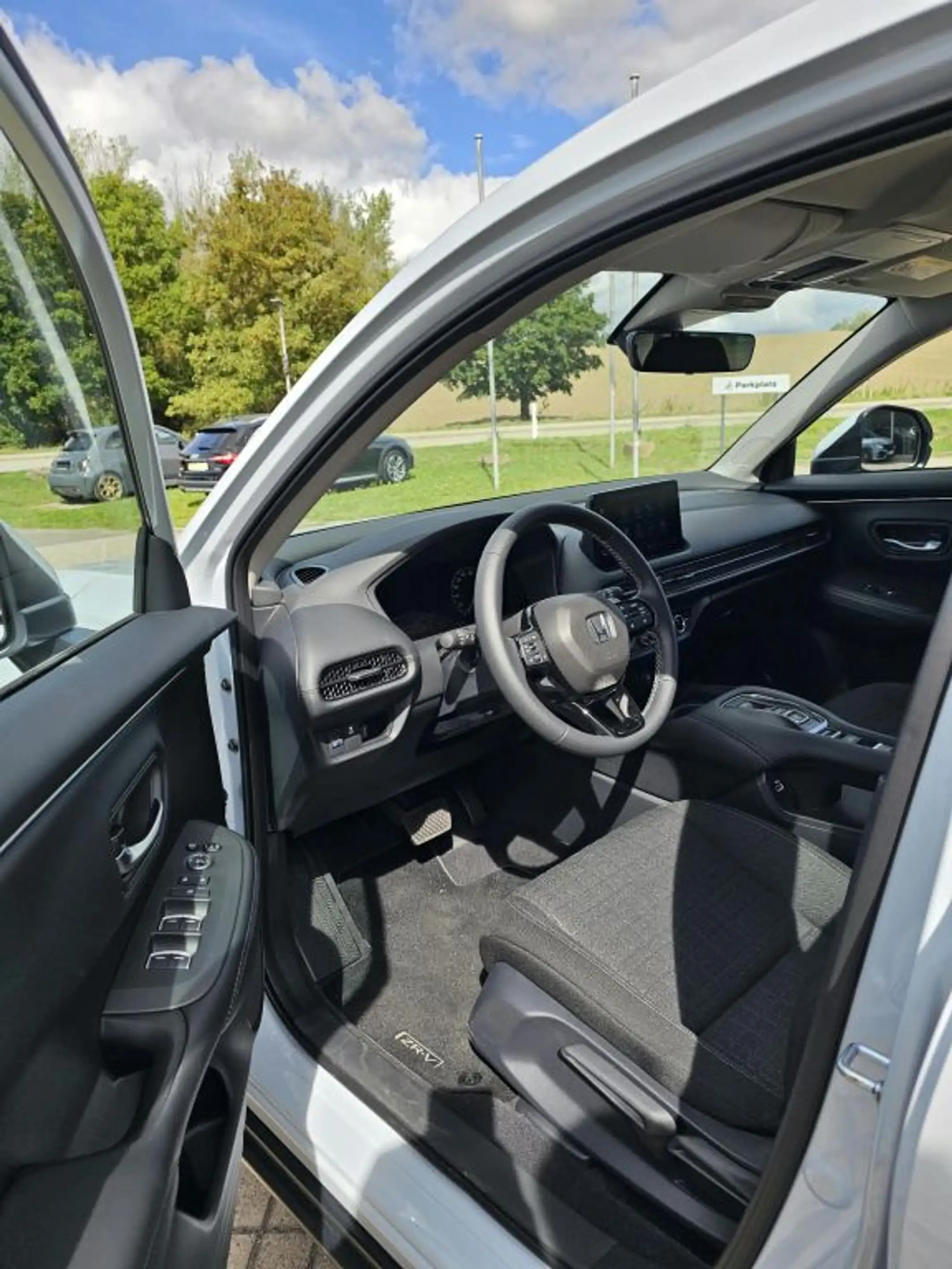 Honda ZR-V e:HEV 2.0 i-MMD Hybrid Elegance — photo 4