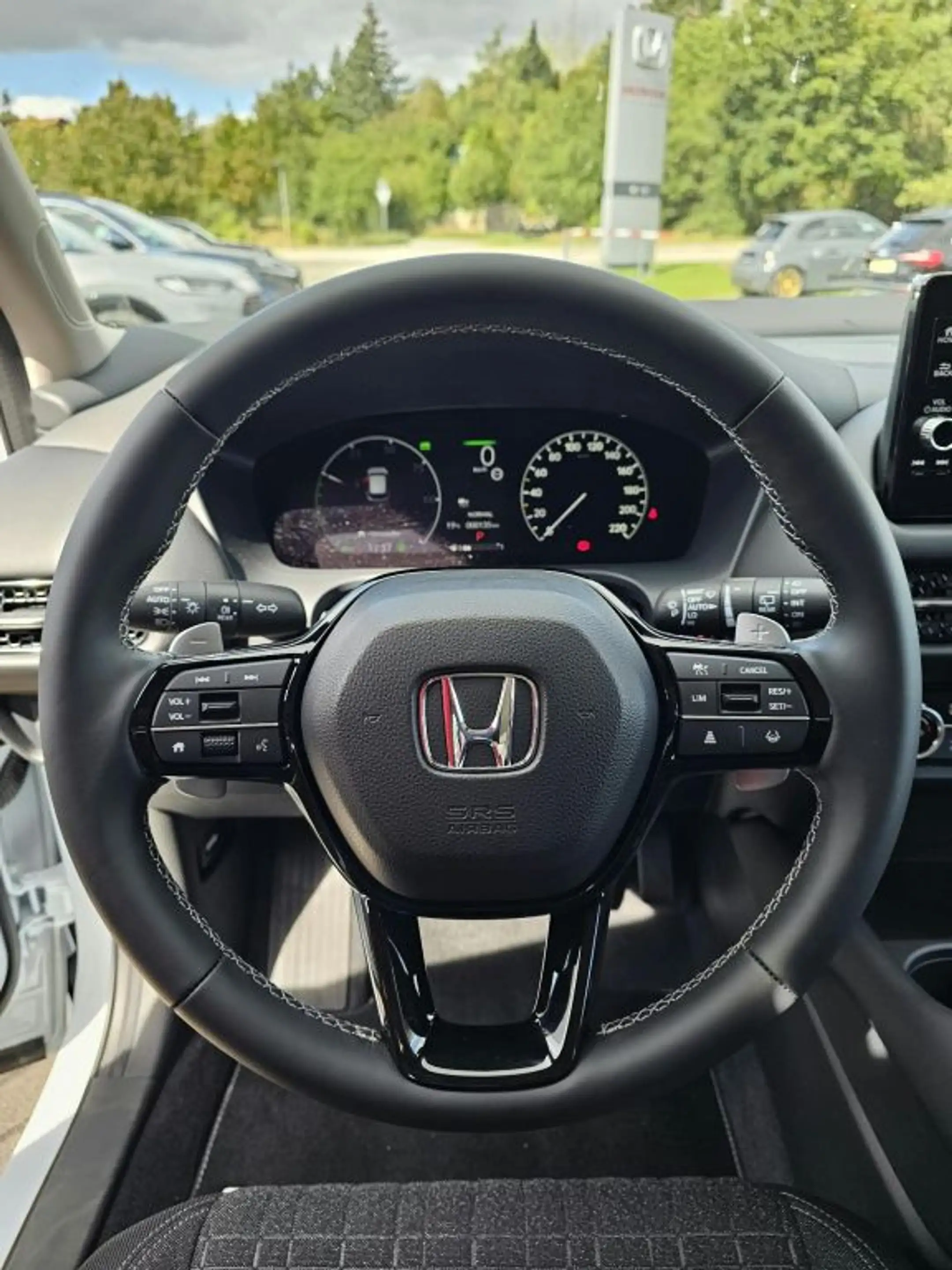 Honda ZR-V e:HEV 2.0 i-MMD Hybrid Elegance — photo 9