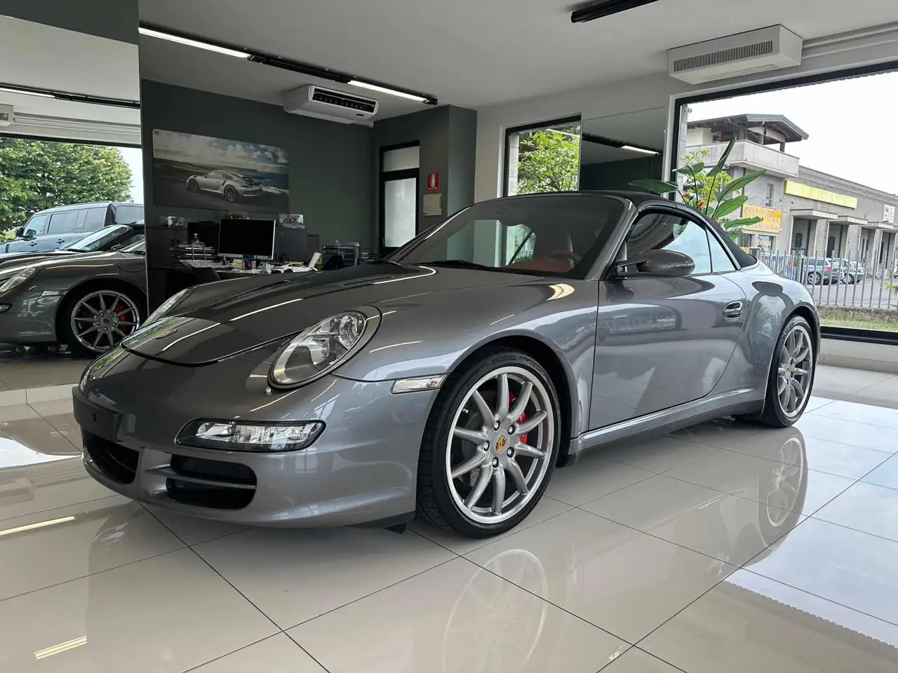 Porsche 911