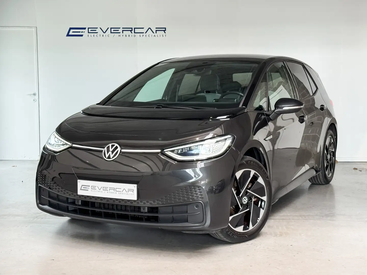 Volkswagen ID.3 58 kWh Pro Performance **MATRIX LED*CAMERA*DAB** Grau - 1