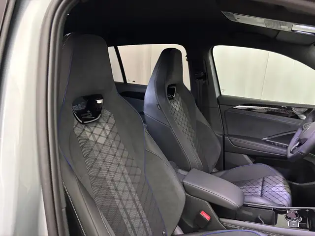 Volkswagen Tiguan R-Line TDI 4MOTION DSG Ansicht 8