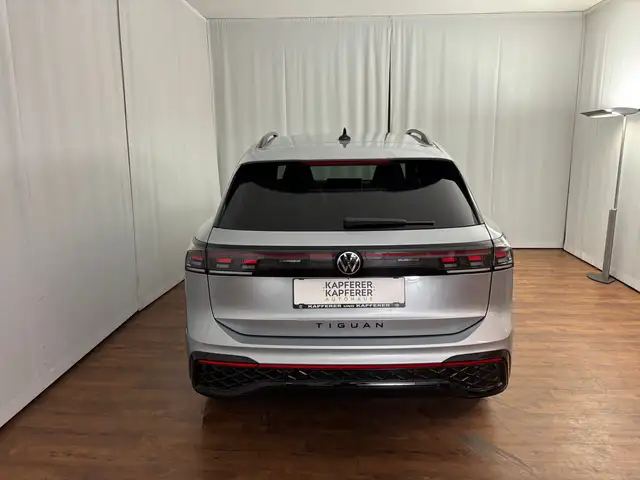 Volkswagen Tiguan R-Line TDI 4MOTION DSG Ansicht 11