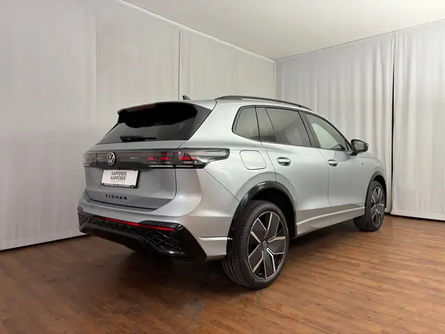 Volkswagen Tiguan R-Line TDI 4MOTION DSG Ansicht 14
