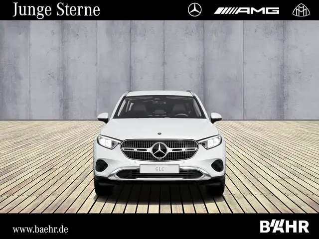 Mercedes-Benz GLC view 8
