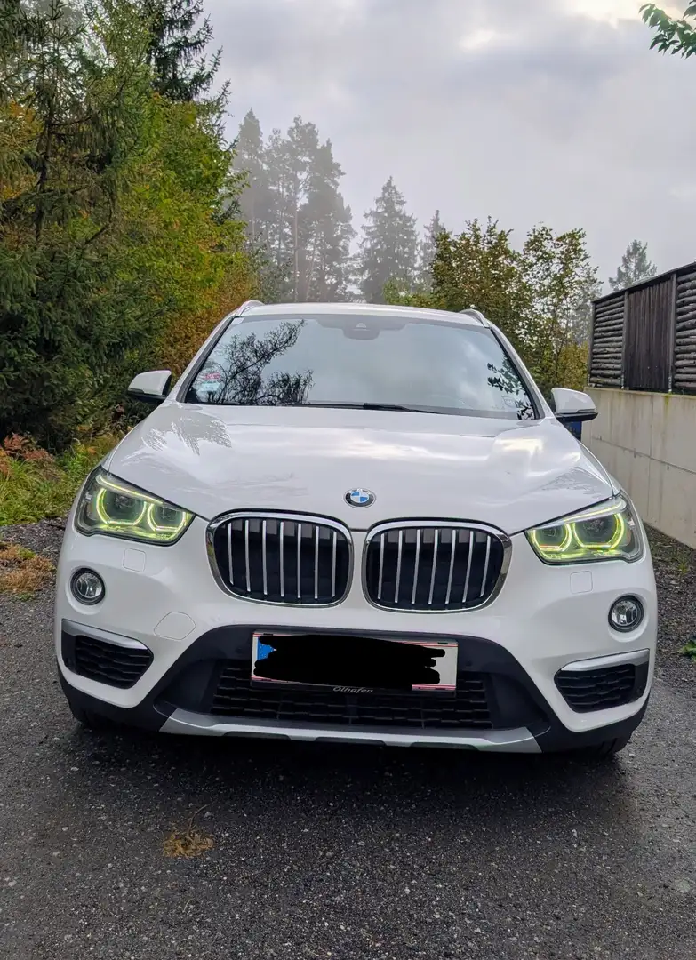 BMW X1 xDrive18d xLine Aut. Weiß - 2