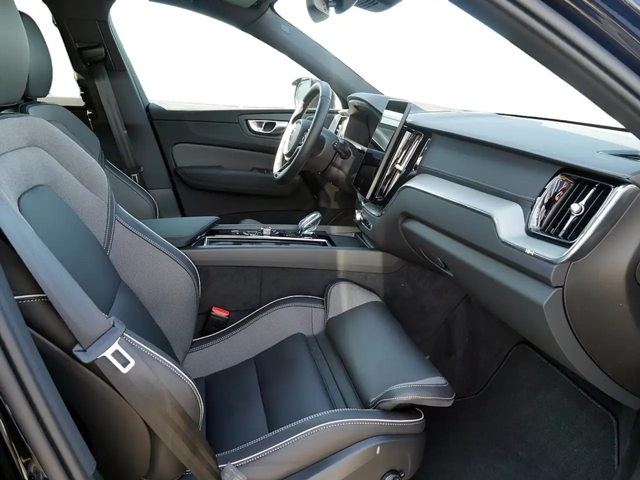 Volvo XC60 2026