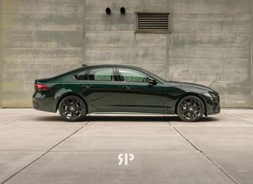 2.0 P250 R-Dynamic SE