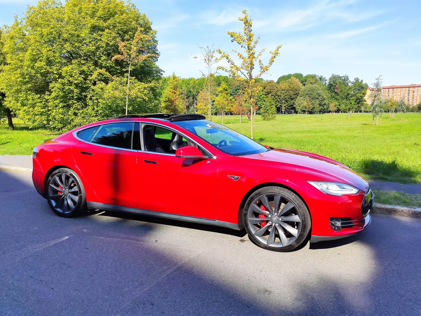 Tesla Model S Model S P85D Dual Motor AWD *TETTO PANORAMA* Rosso - 1