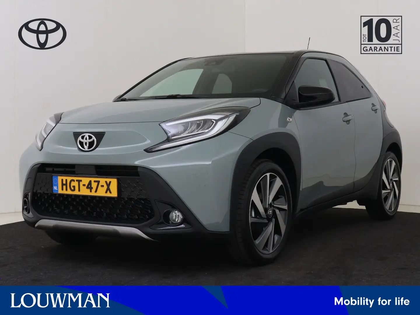 Toyota Aygo X 1.0 VVT-i MT Envy | Adaptive cruise | Privacy glas Groen - 1