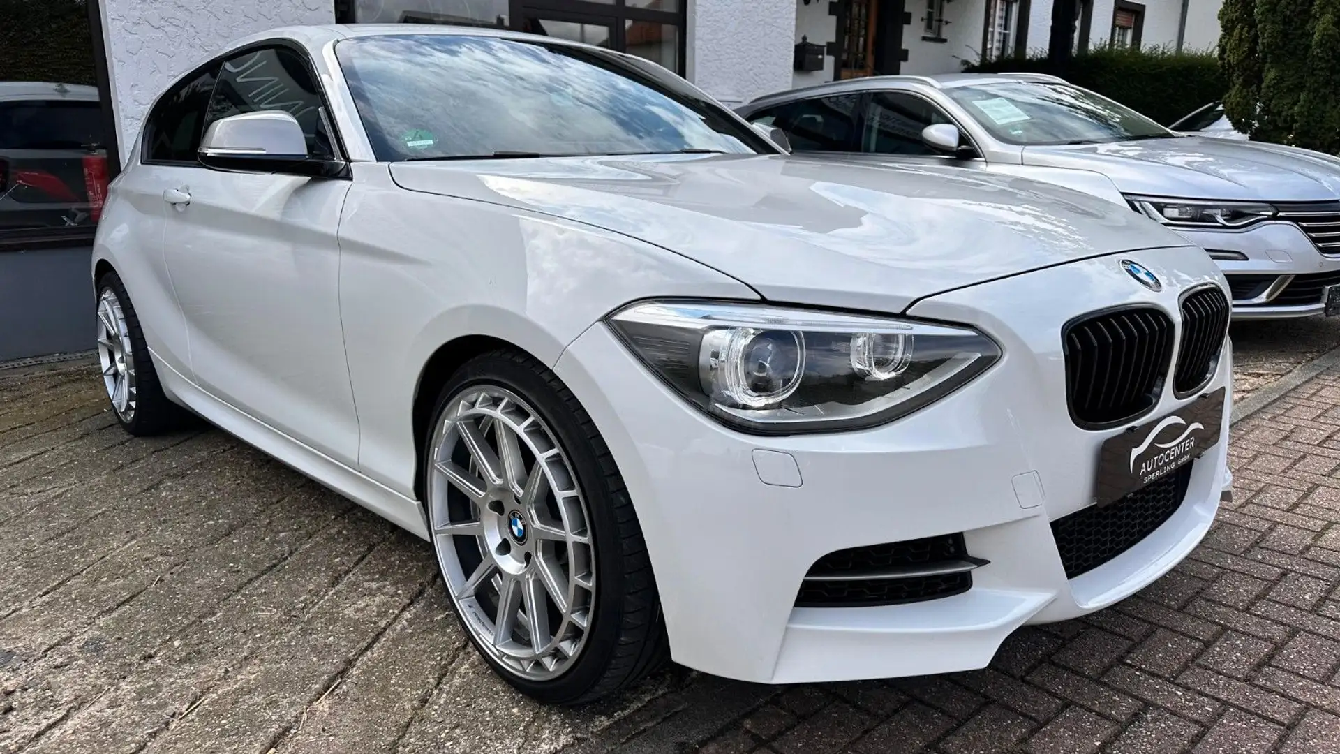 BMW 135 I*Leder*Harman&Kardon*NaviProfessional Blanc - 1