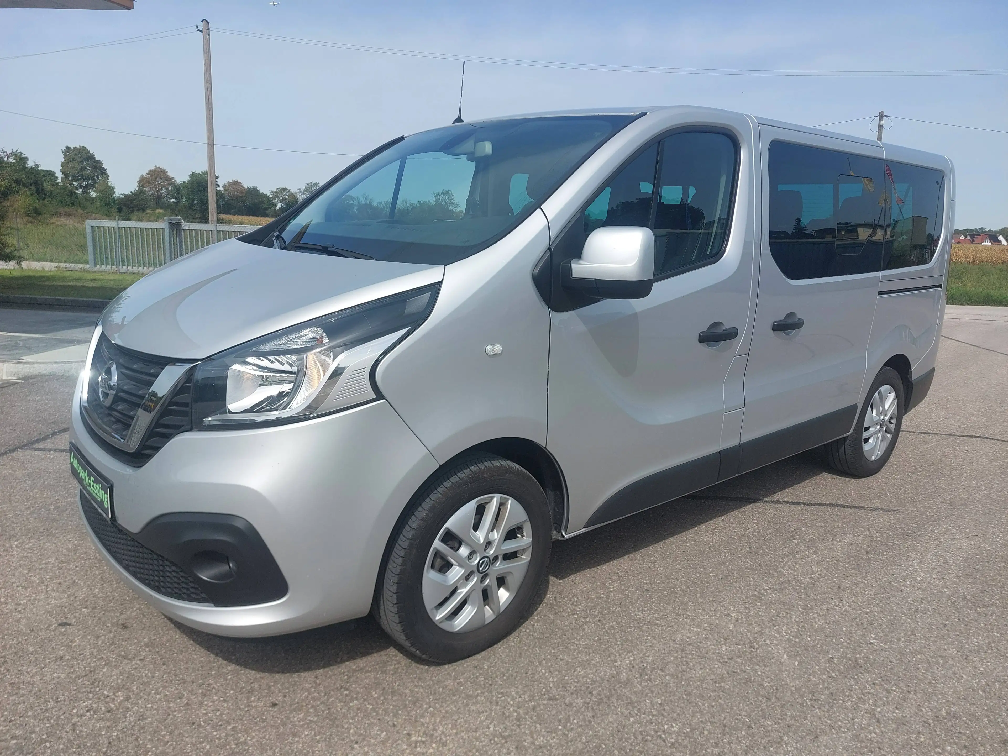 Nissan NV300 L1H1 2,7t PREMIUM — photo 3