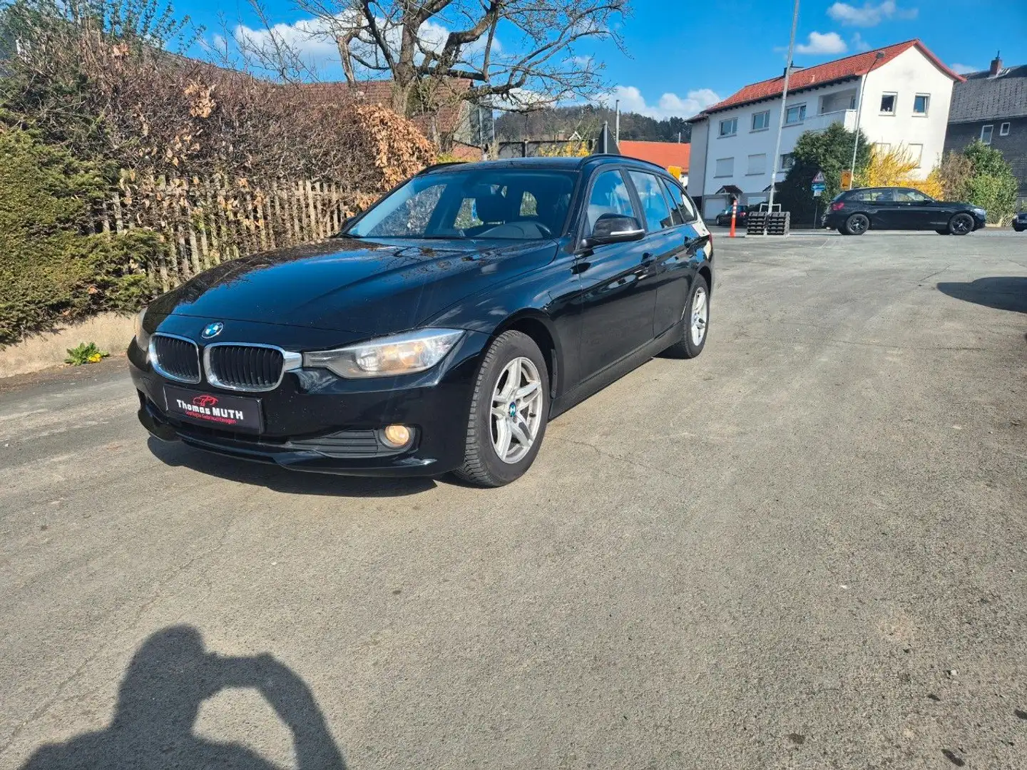 BMW 320 Baureihe 3 Touring 320 d-Tüv 2/2027! Negro - 1