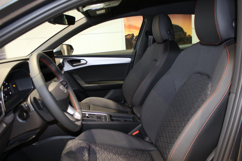 SEAT Leon FR 1.5 eTSI DSG BEATS+NAVI+CARPLAY+ACC+RKAM Klima — photo 12