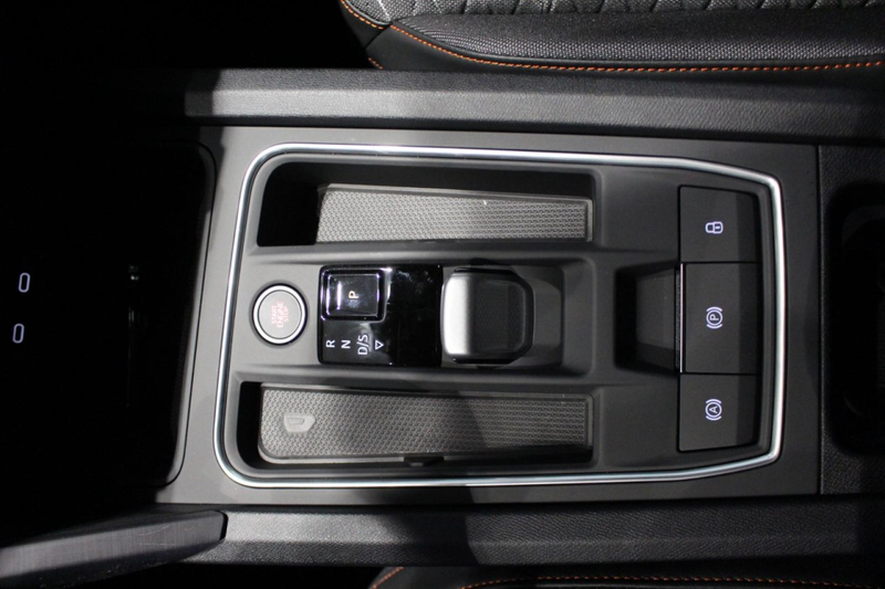 SEAT Leon FR 1.5 eTSI DSG BEATS+NAVI+CARPLAY+ACC+RKAM Klima — photo 9