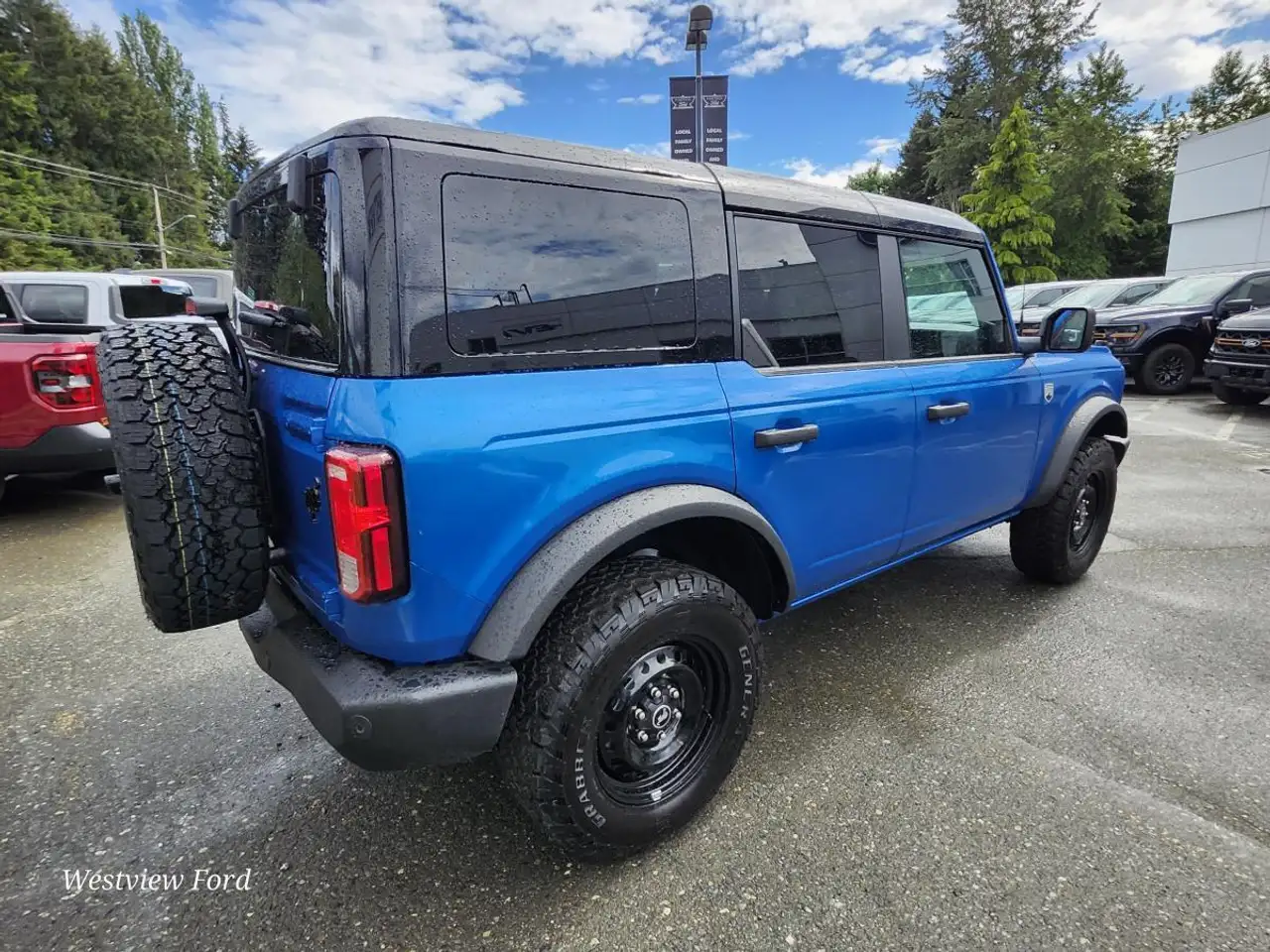 Ford Bronco снимка Ford Bronco