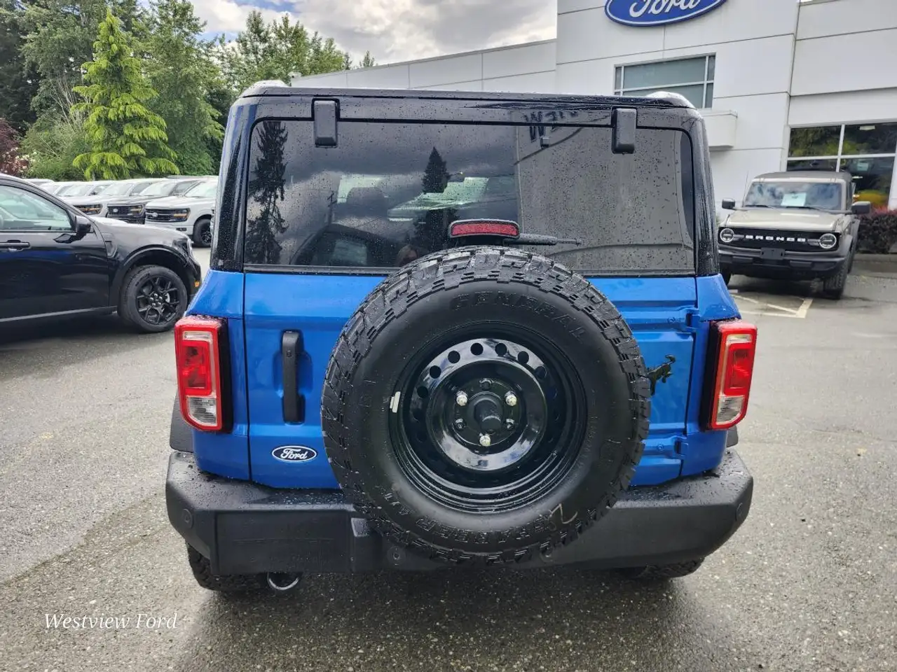 Ford Bronco снимка Ford Bronco