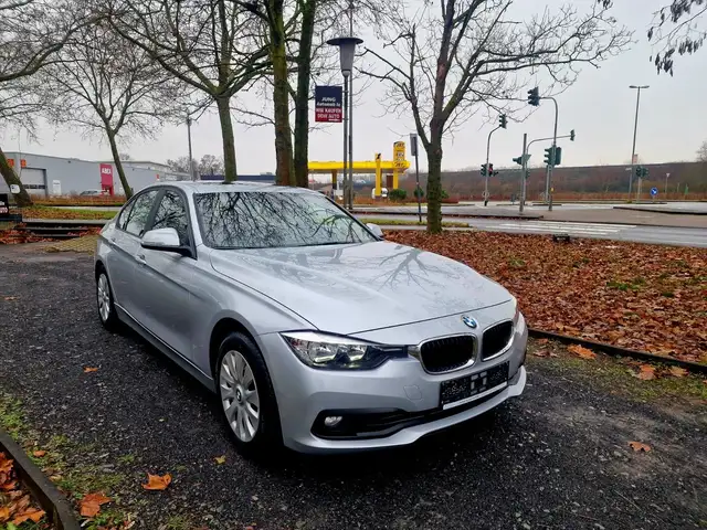 BMW 318 i Limousine  Advantage / 56.000 km / Euro 6