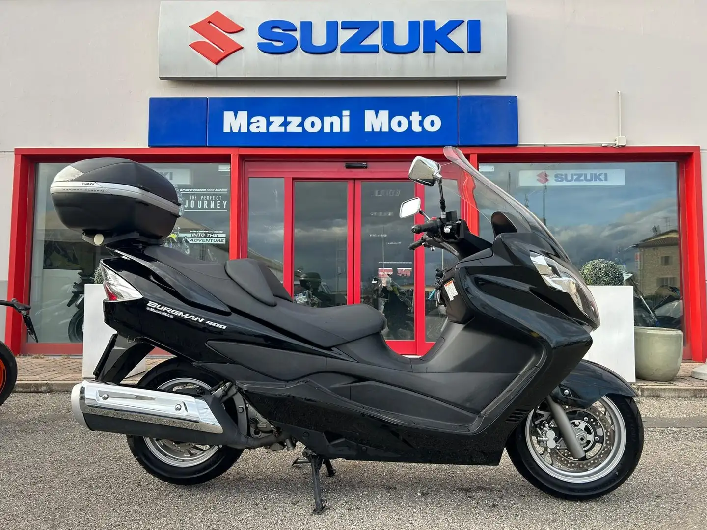 Suzuki Burgman 400 Schwarz - 1