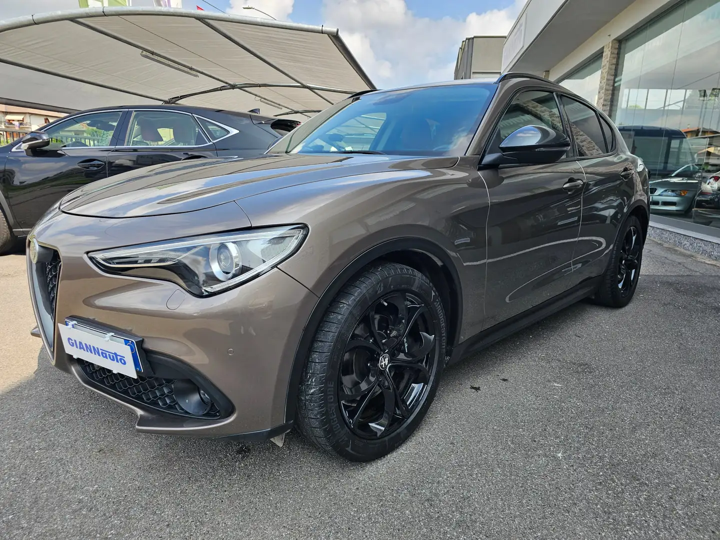 Alfa Romeo Stelvio 2.2 t B-Tech rwd 190cv **PALETTE-CERCHI DA 20** Grigio - 1