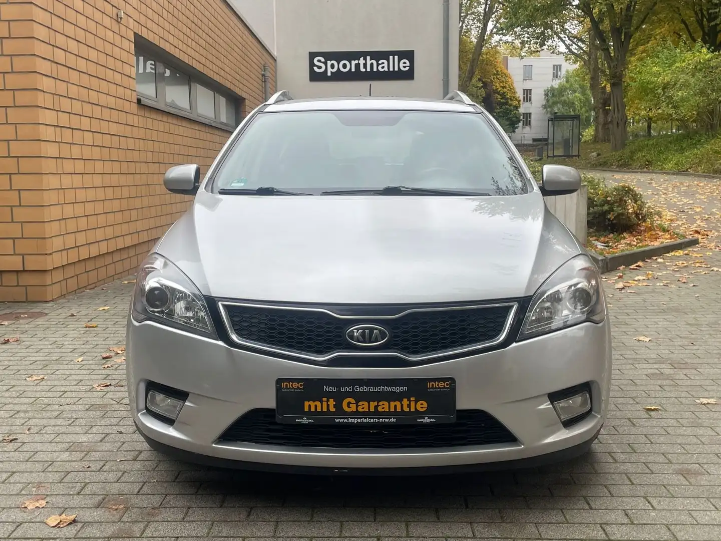 Kia Ceed / cee'd /2.HAND/NAVI/KLIMAAUTO/SHZ/GEPFLEGT/ Silber - 2
