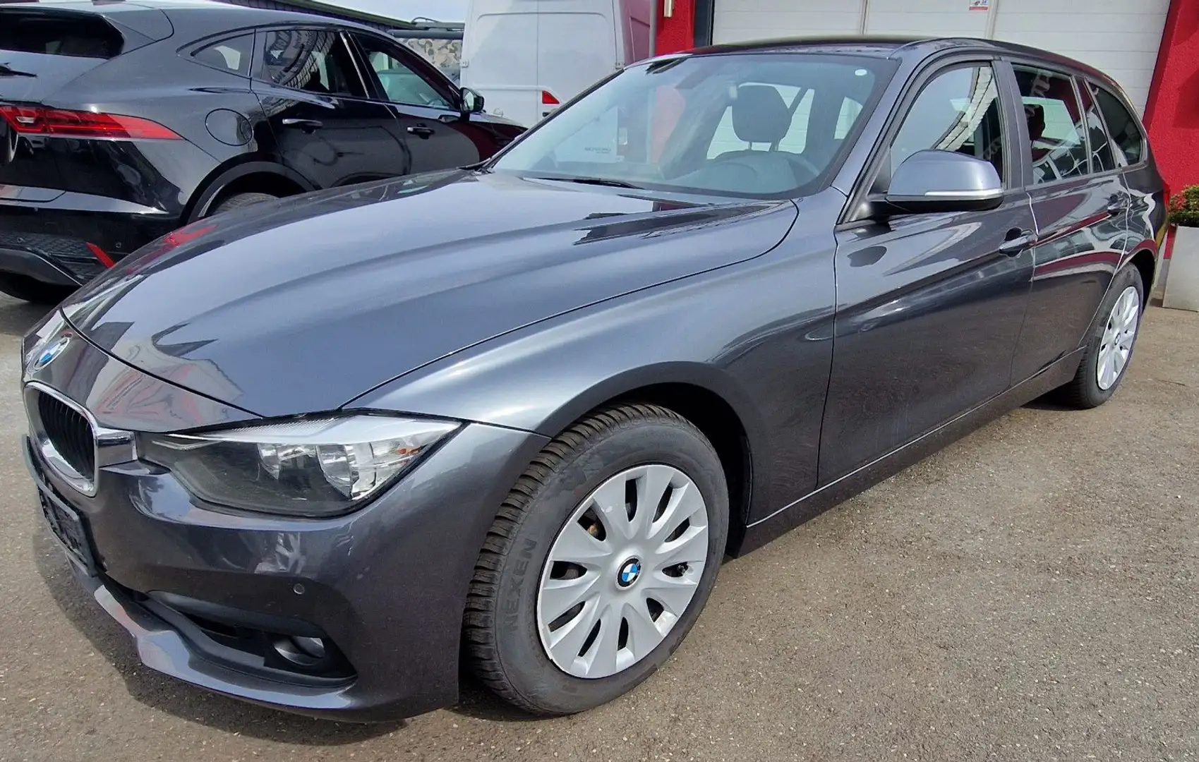 BMW 318 D Touring Sport Line Shadow   Navi+PDC - 1