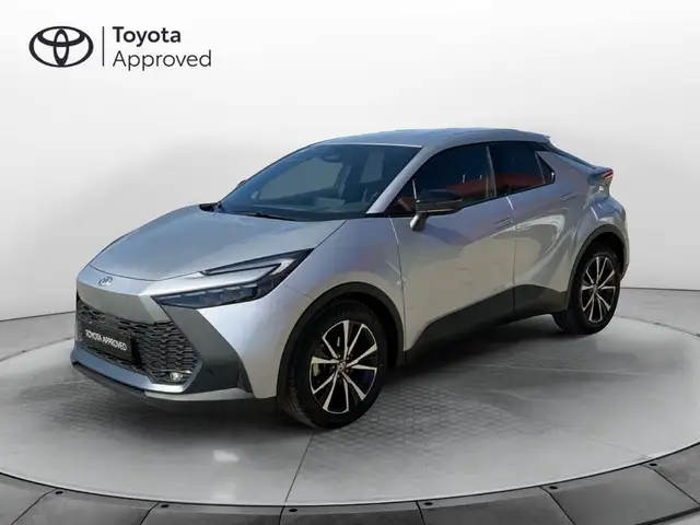 Toyota C-HR (2023-) 1.8 HV Trend