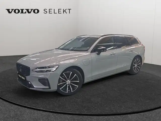 Volvo V60 T6 Plus Dark / Hybride
