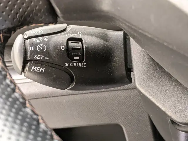 Peugeot 3008 view 10
