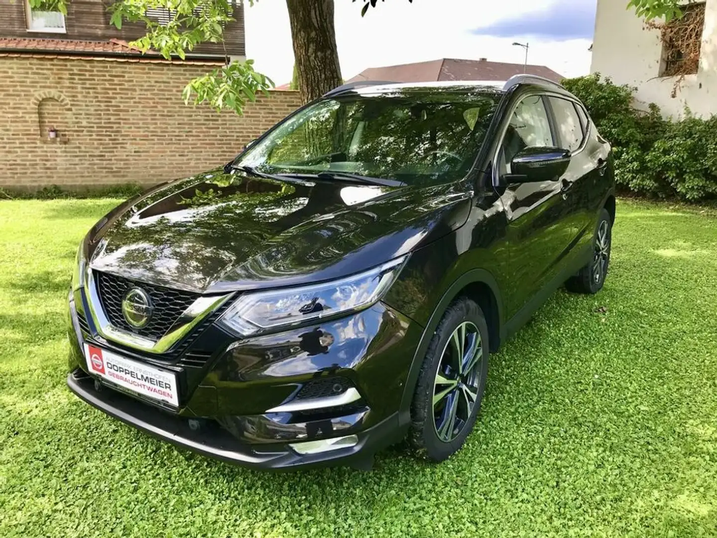 Nissan Qashqai N-Way Aut. ''Rudolf'' Schwarz - 1