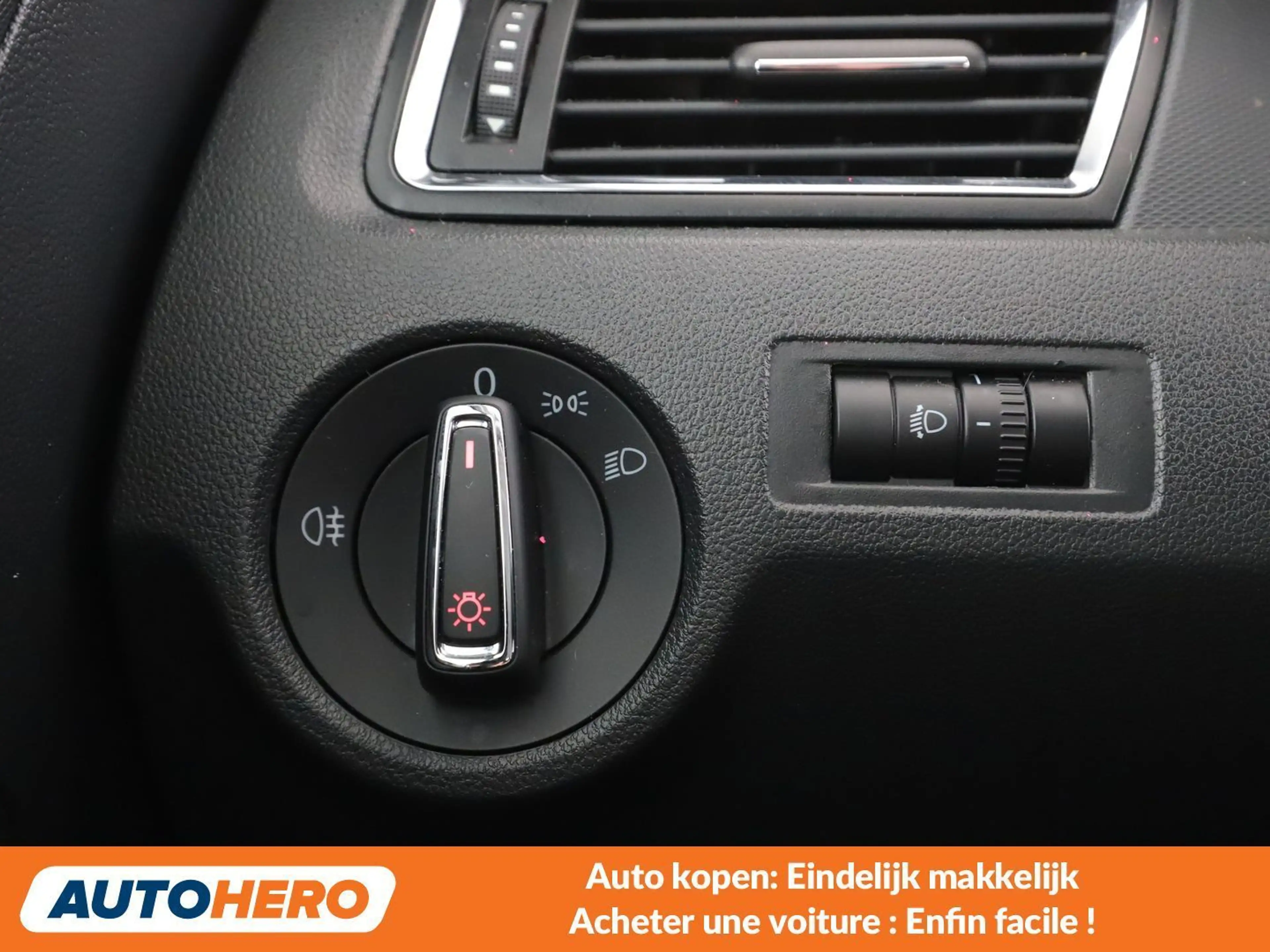 SEAT Toledo 1.2 TSI Reference — photo 13