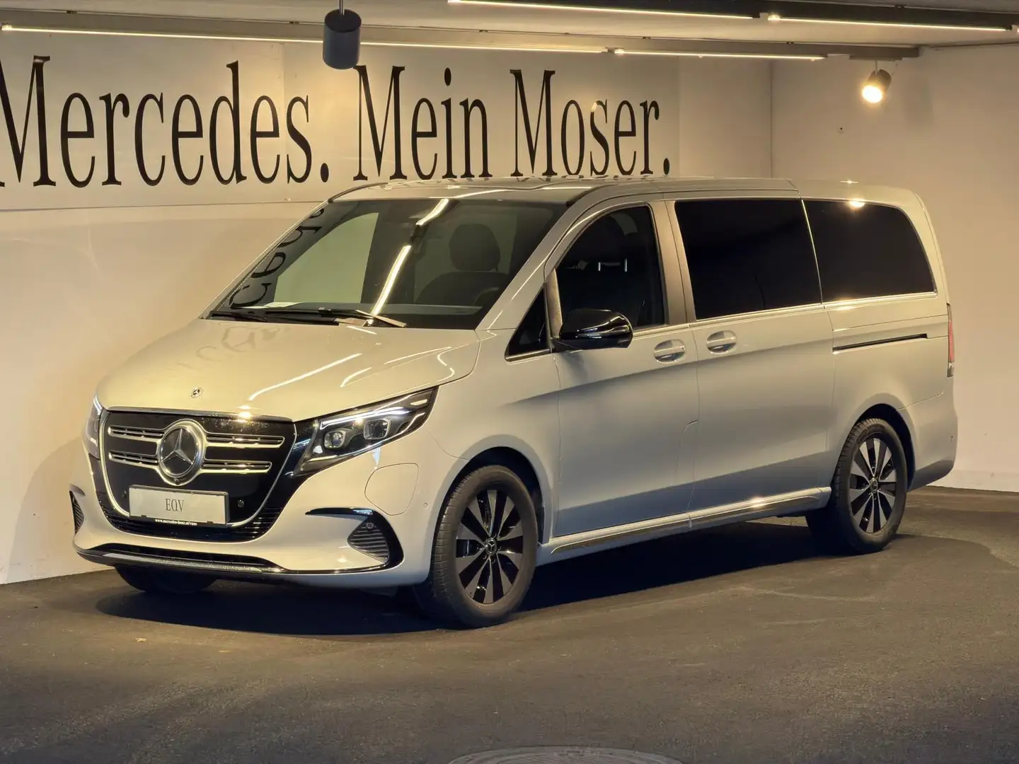 Mercedes-Benz EQV 300 AVANTGARDE Lang Grau - 2