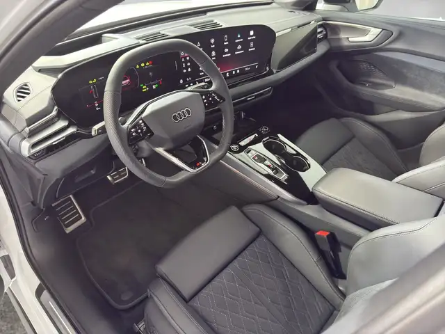 Audi A5 view 6