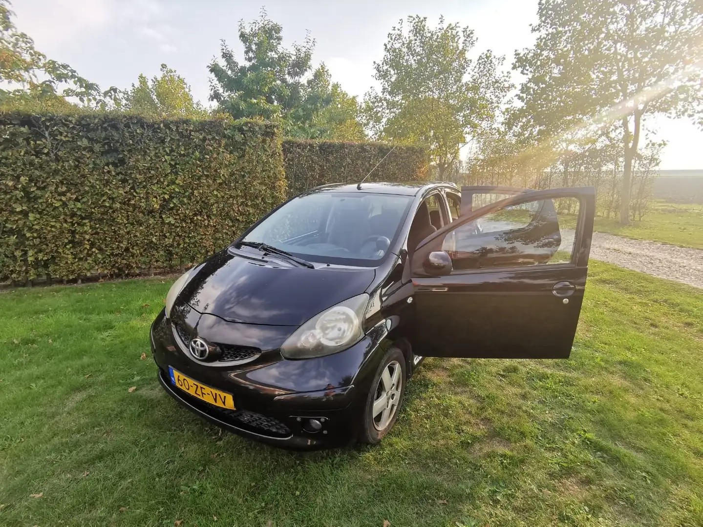 Toyota Aygo Aygo 1.0-12V Sport Zwart - 1