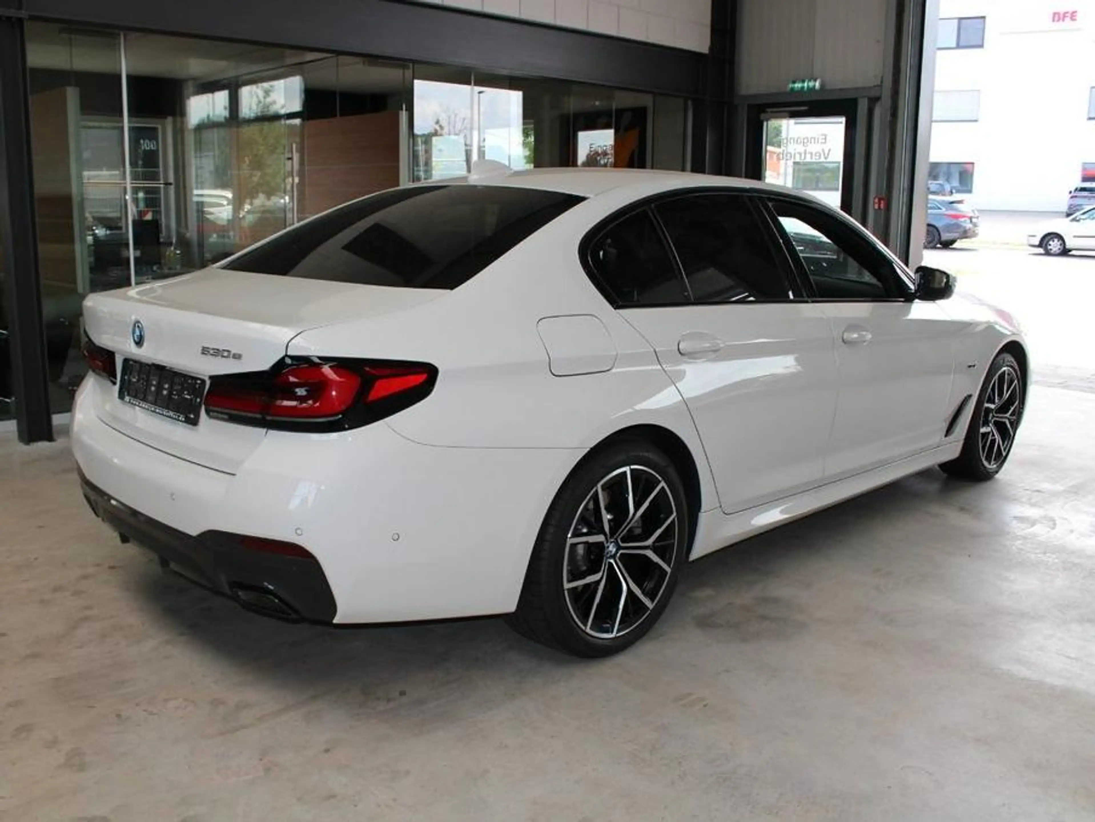BMW 530 530 e — photo 4