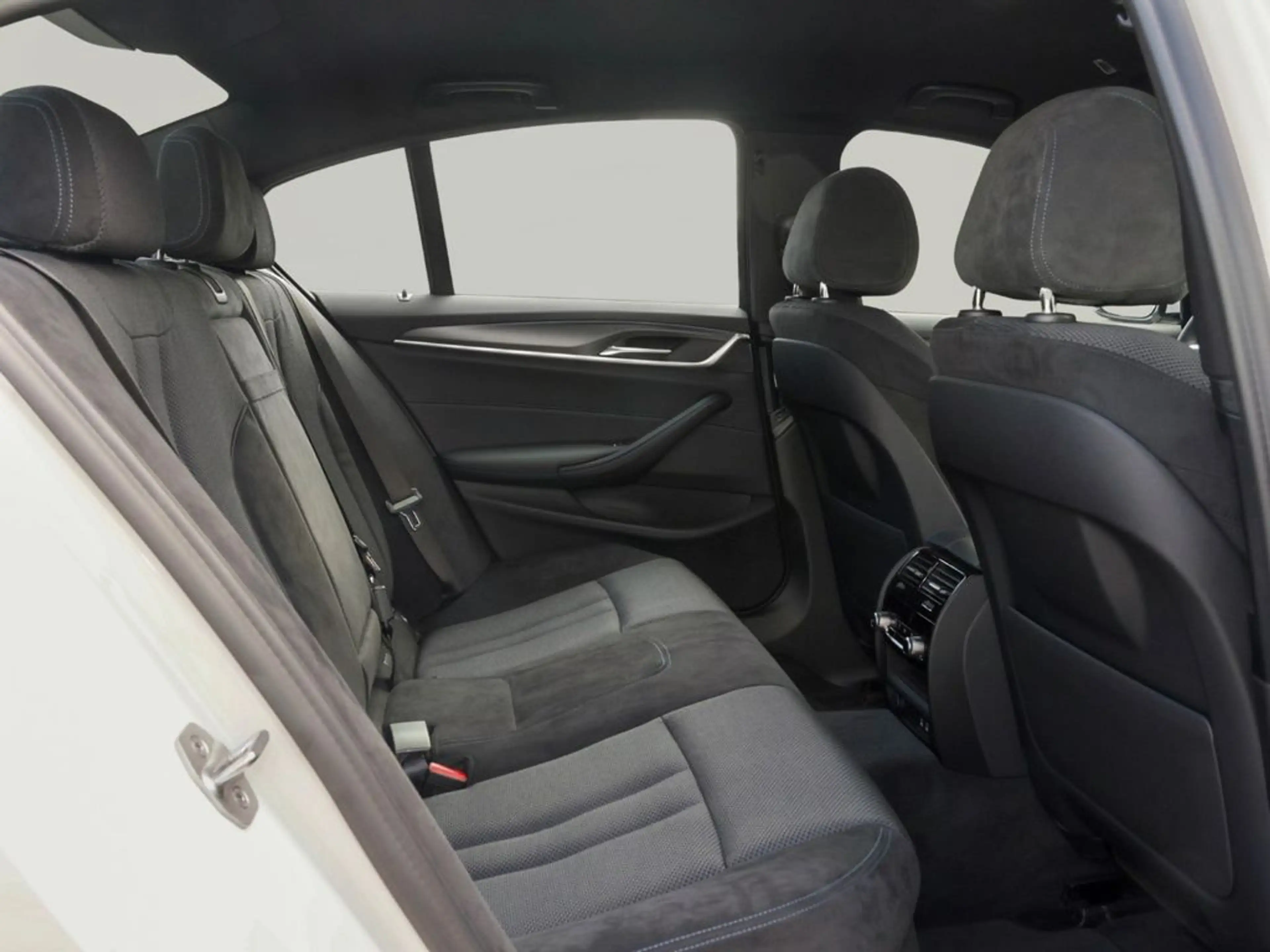 BMW 530 530 e — photo 10