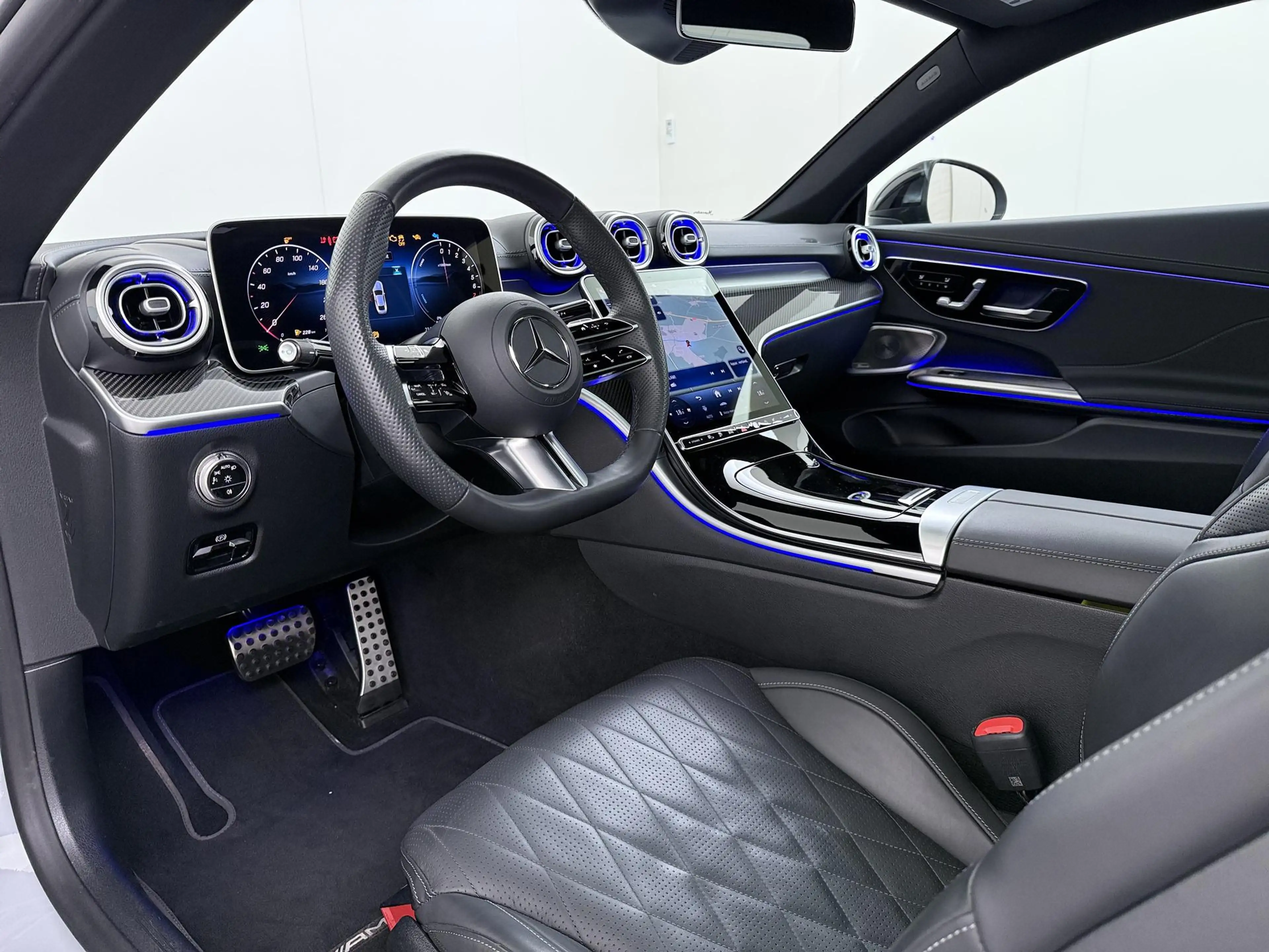 Mercedes-Benz CLE 300 e AMG Line Premium | Panorama - Schuifdak | Massag — photo 2