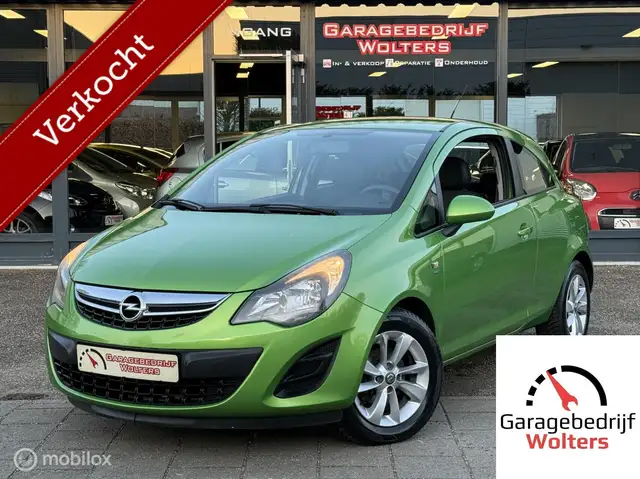 Opel Corsa 1.2-16V Cosmo HALF LEDER 112DKM NETTE AUTO AIRCO