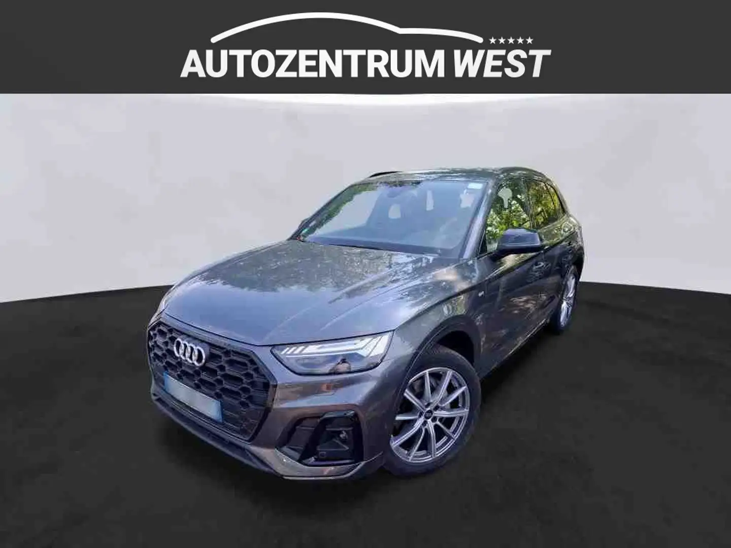 Audi Q5 50 TFSI e PHEV quattro Black Edition *S line*..... Grau - 1
