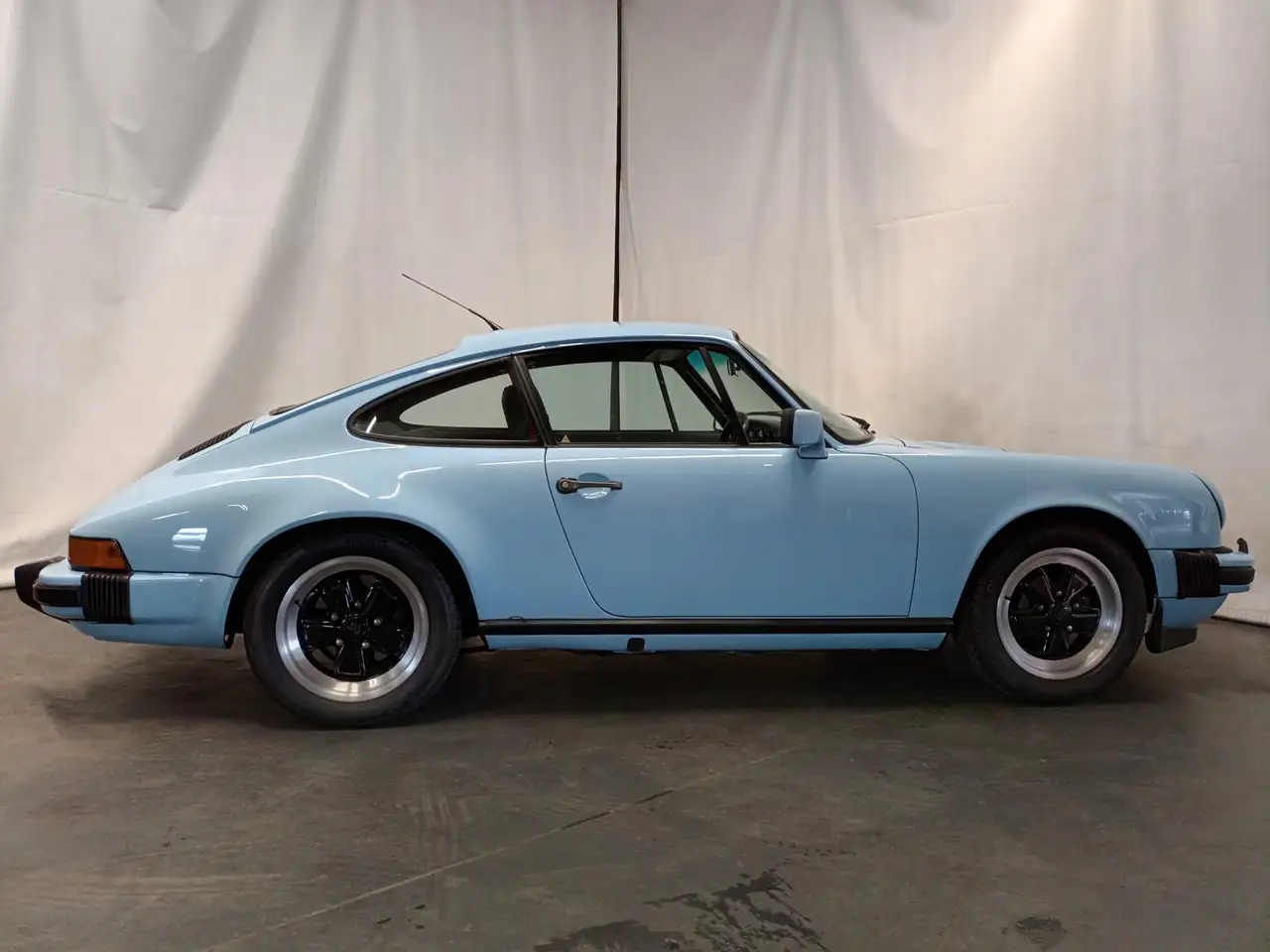 Porsche 911 3.0 SC Coupé Nieuwstaat!, foto 7