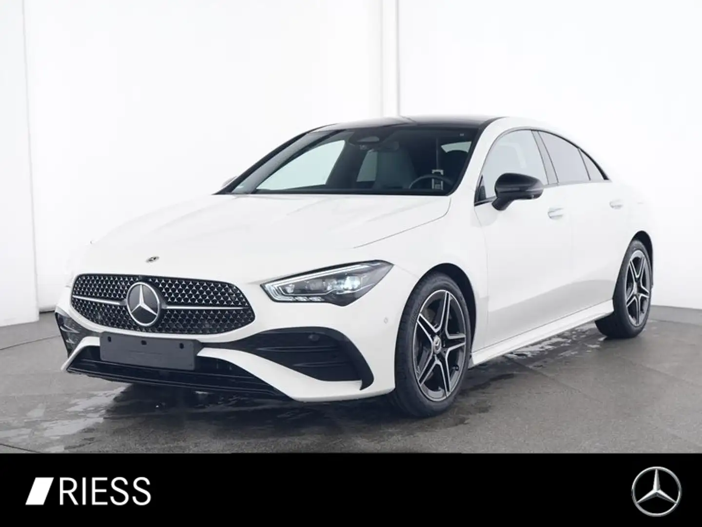 Mercedes-Benz CLA 200 AMG Sport Night Multi LED Pano Memory 360 Blanc - 1