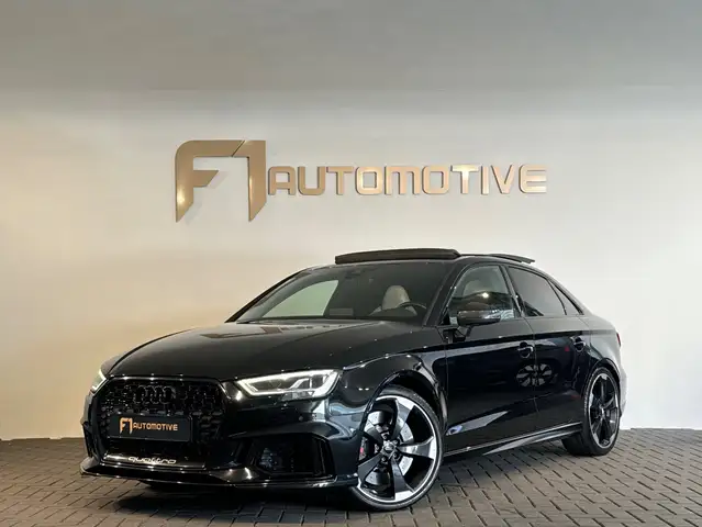 Audi RS3 Limousine 2.5 TFSI quattro Pano|RS Seat|B&O|Carbon