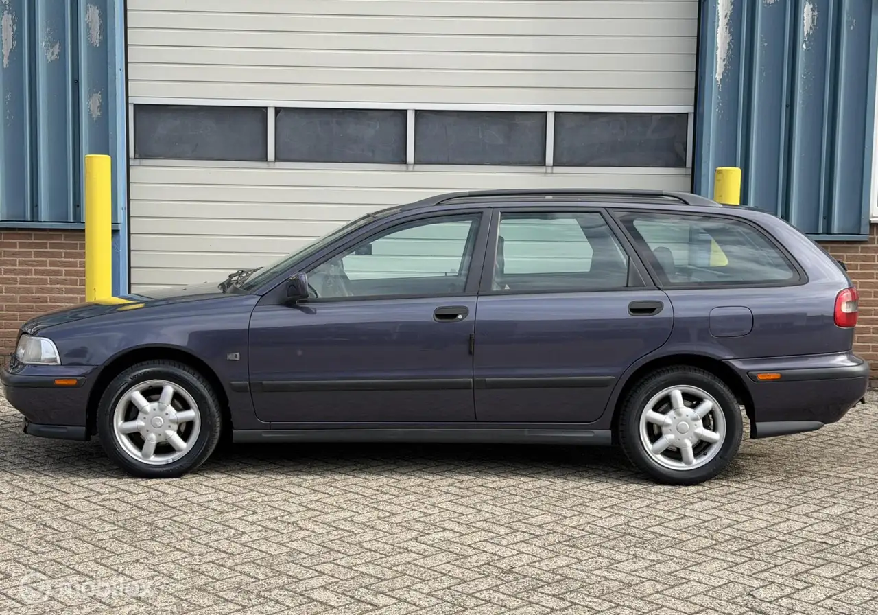 Volvo V40 1.8 Automaat Comfort Exclusive Airco Trekhaak, foto 6