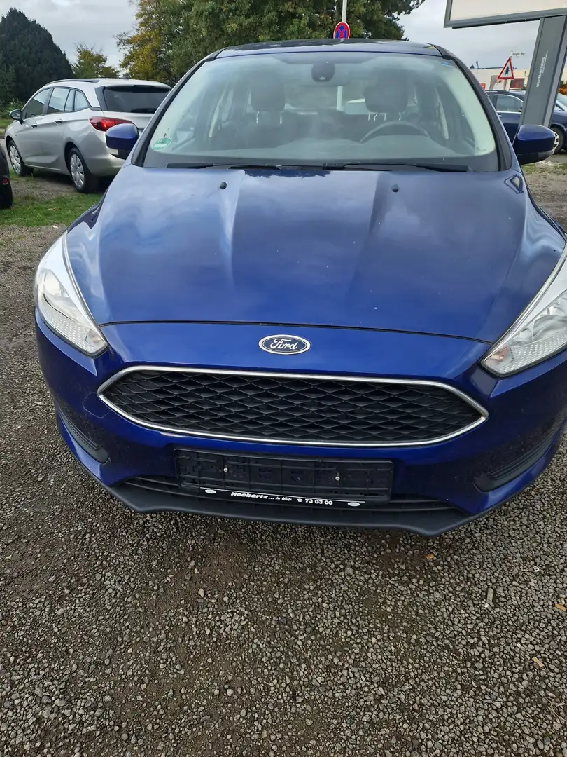 Ford Focus Trend Blau - 1