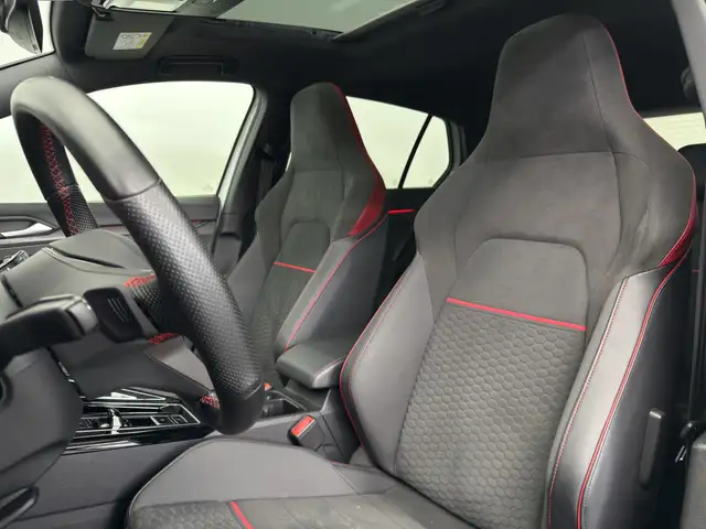 Volkswagen Golf view 7